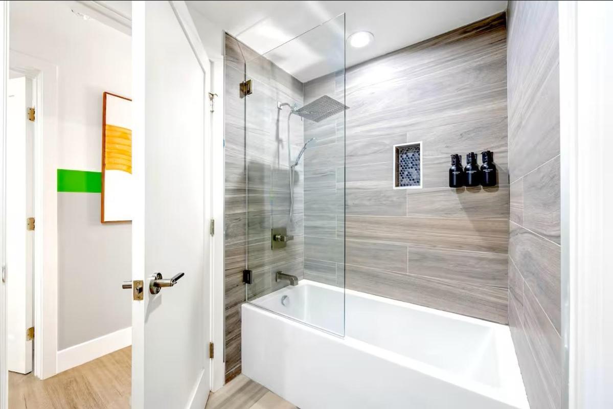 E- Classy Noho Oasis 2-units, U-studios 15m Apartment