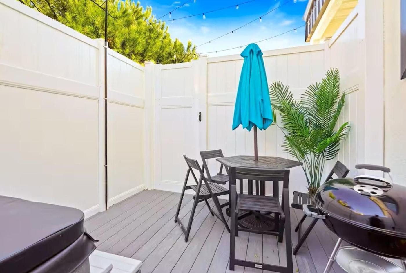 E- Classy Noho Oasis 2-units, U-studios 15m Apartment Los Angeles